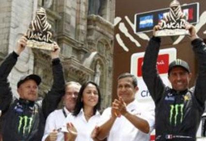 فرنسيان توجا ببطولة رالي داكار